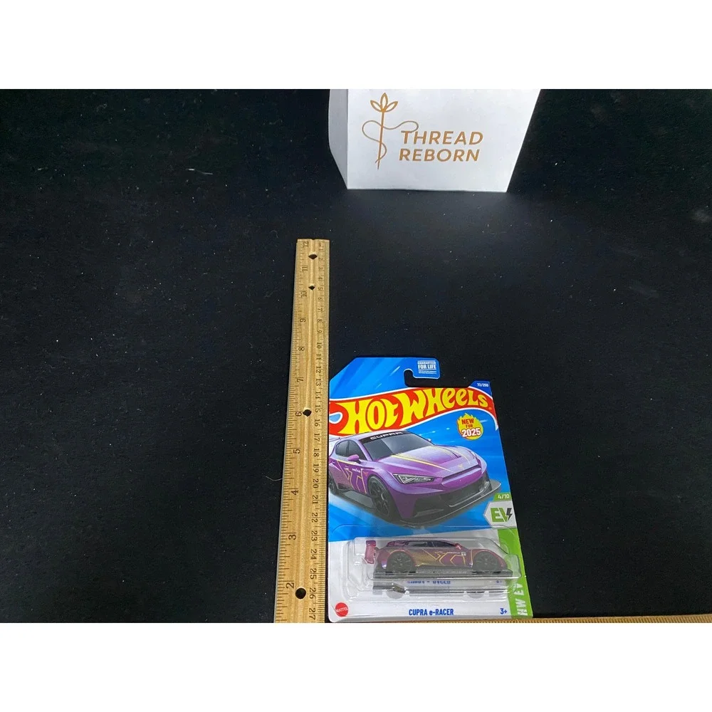 Hot Wheels Cupra e-Racer 2025 New Model #4/10‎ Purple Diecast Car 72/250